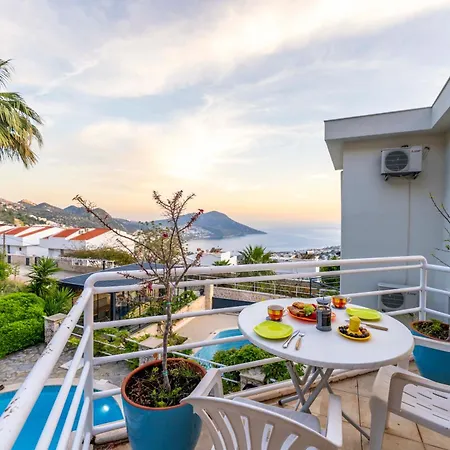 Tara Hébergement de vacances Kaş